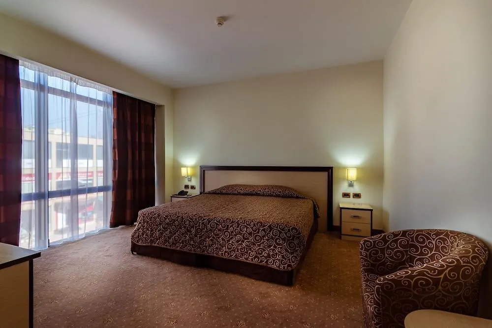 Hotel Fieri 4*, Fier